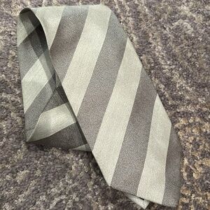 Boss Hugo Boss silk tie in grey and light green